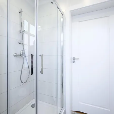 3 Maja 32b -b By Homeprime Apartamento