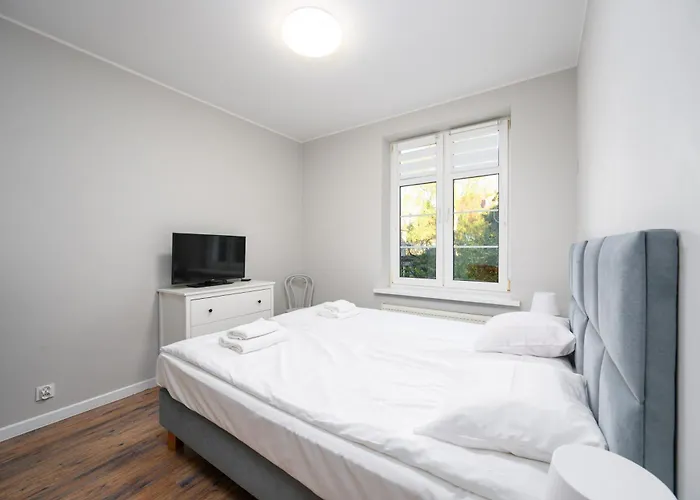 3 Maja 32b -b By Homeprime